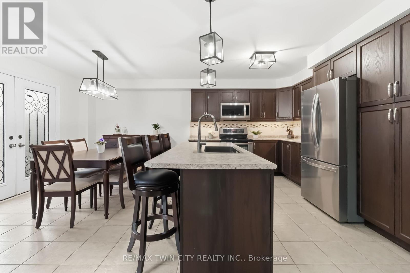 16 POLLARD STREET - 10