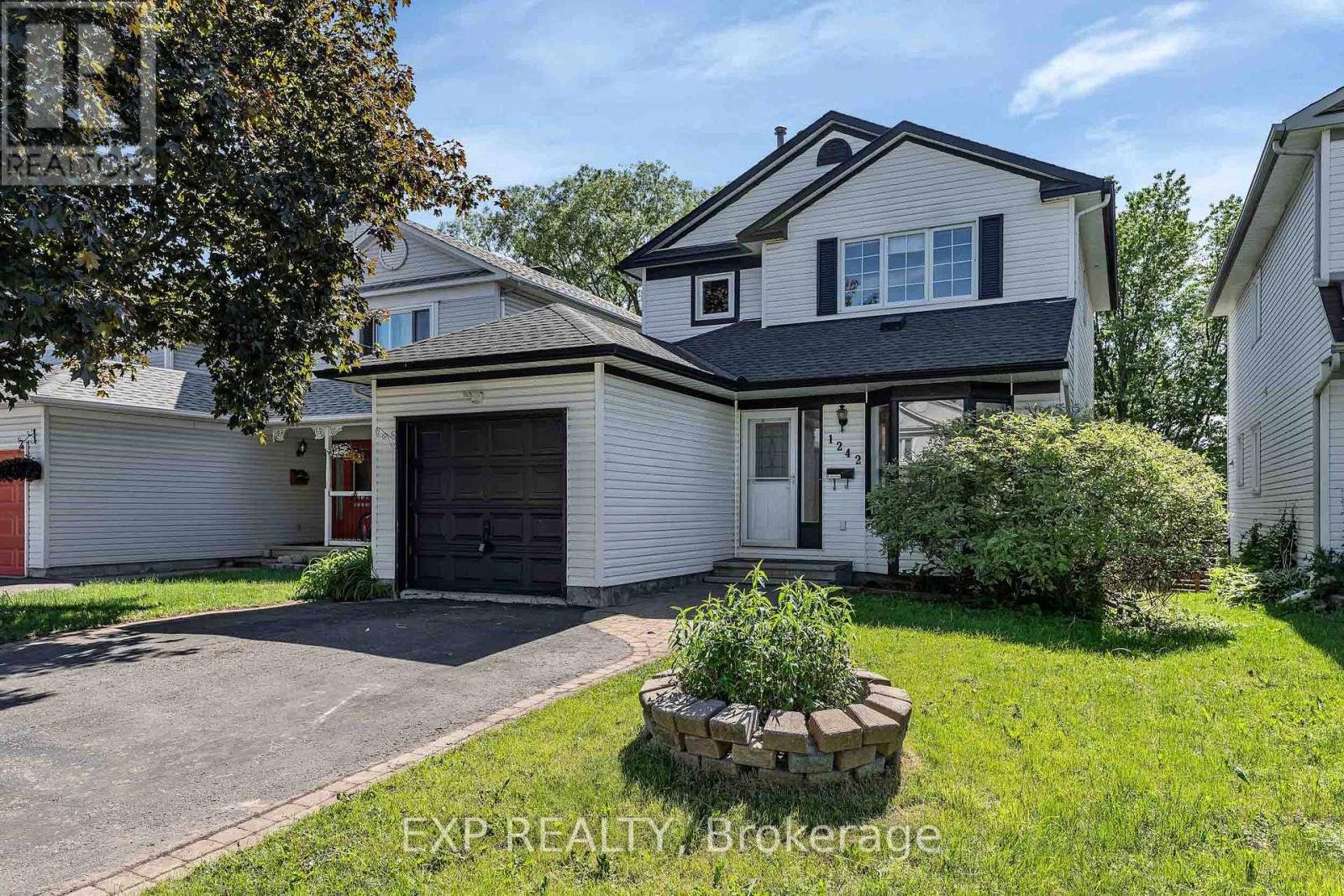 3 Bed, 3 Bath House for Sale in Ottawa – 1242 ST JEAN STREET, Ottawa – MLS# X13428972 - Image 38