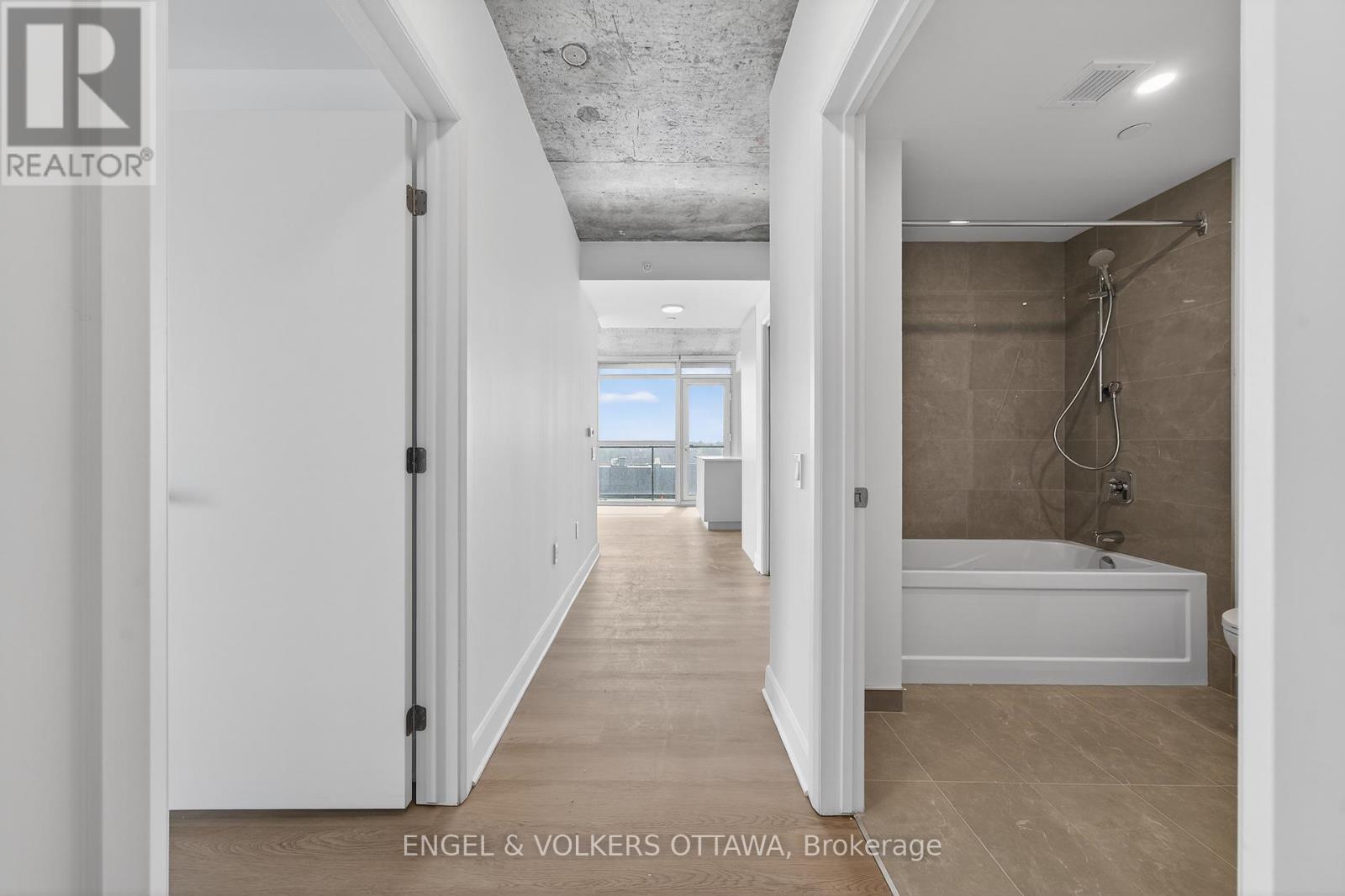 2 Bed, 1 Bath House for Rent in Ottawa – 2307 – 1360 CARLING AVENUE, Ottawa – MLS# X13428982 - Image 15
