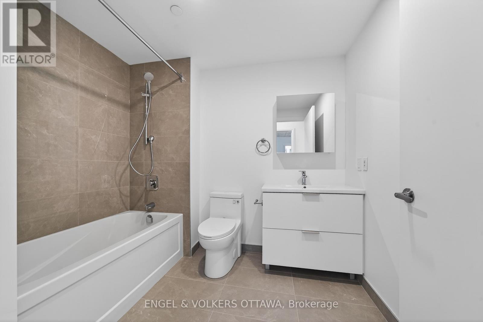 2 Bed, 1 Bath House for Rent in Ottawa – 2307 – 1360 CARLING AVENUE, Ottawa – MLS# X13428982 - Image 8