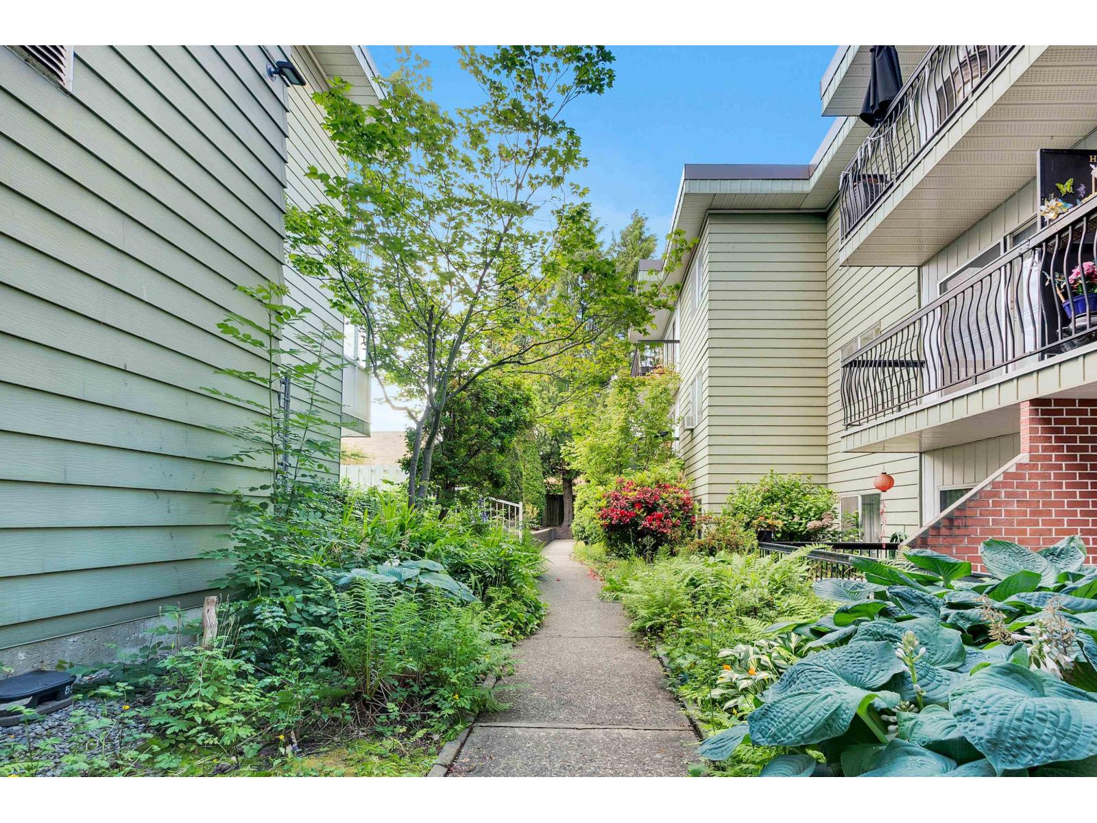#359B-8635 120 Street, Delta