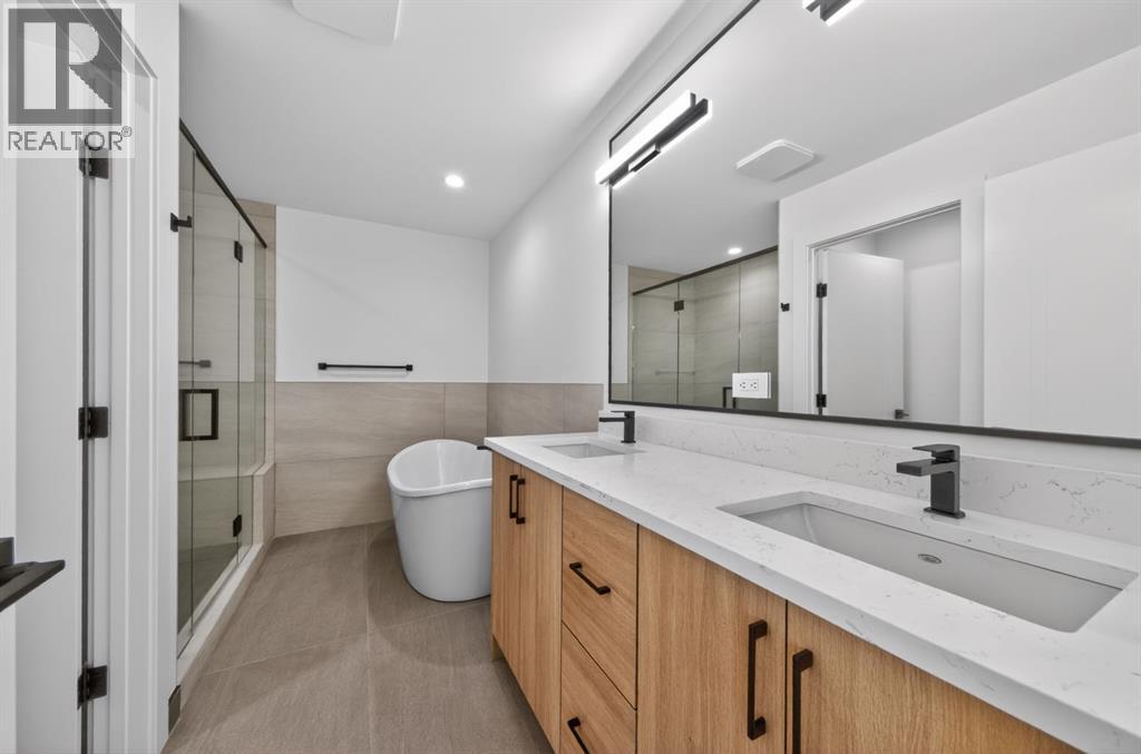 2333 24 Avenue SW - 25