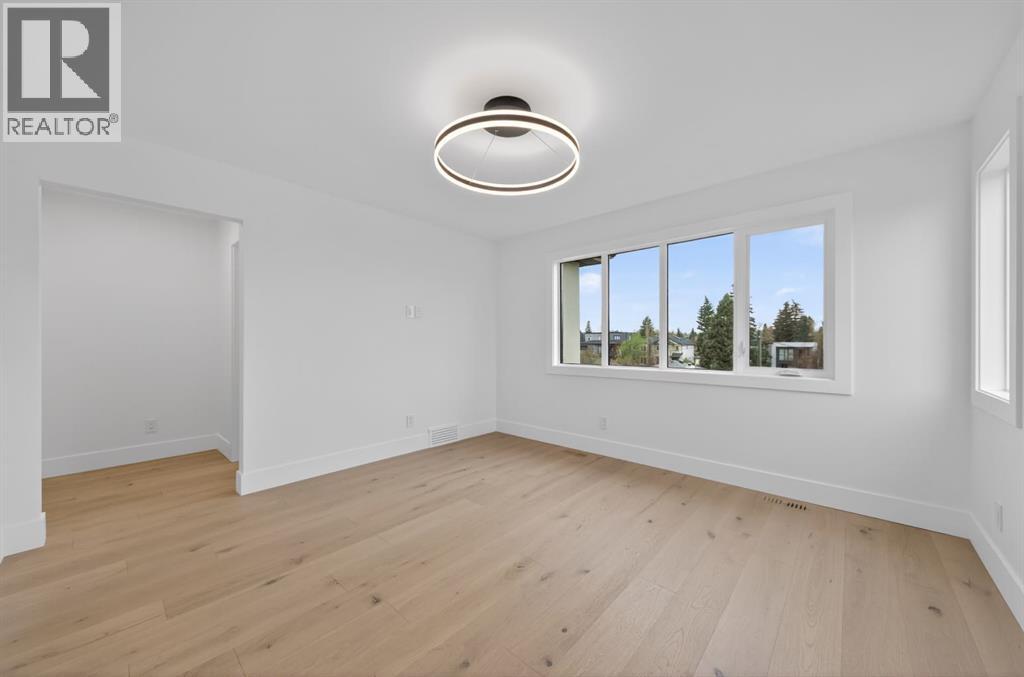 2333 24 Avenue SW - 24