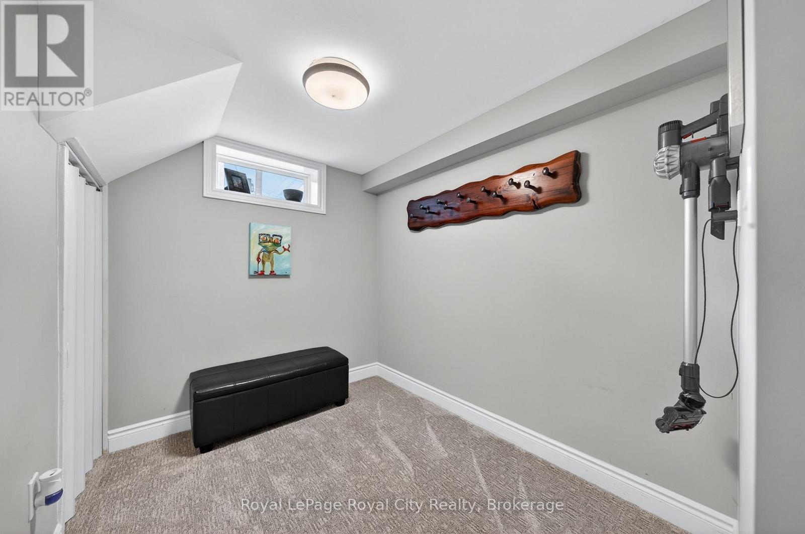 281 METCALFE STREET - 19