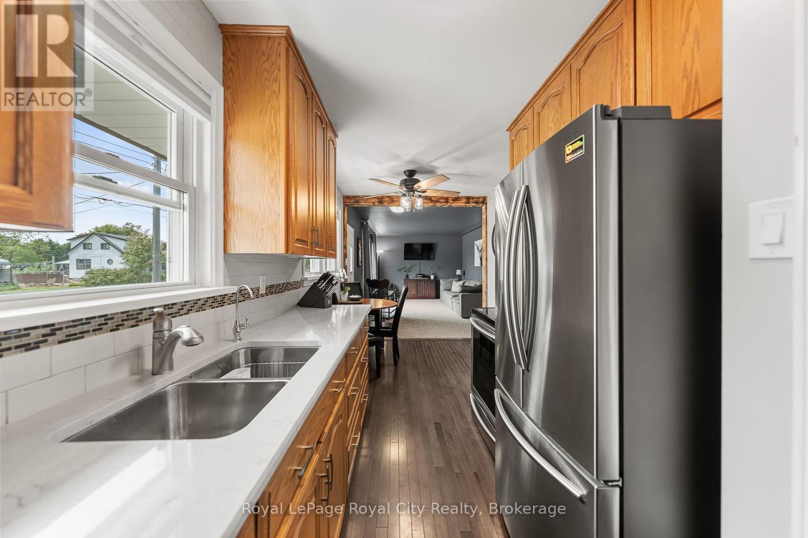281 METCALFE STREET - 9