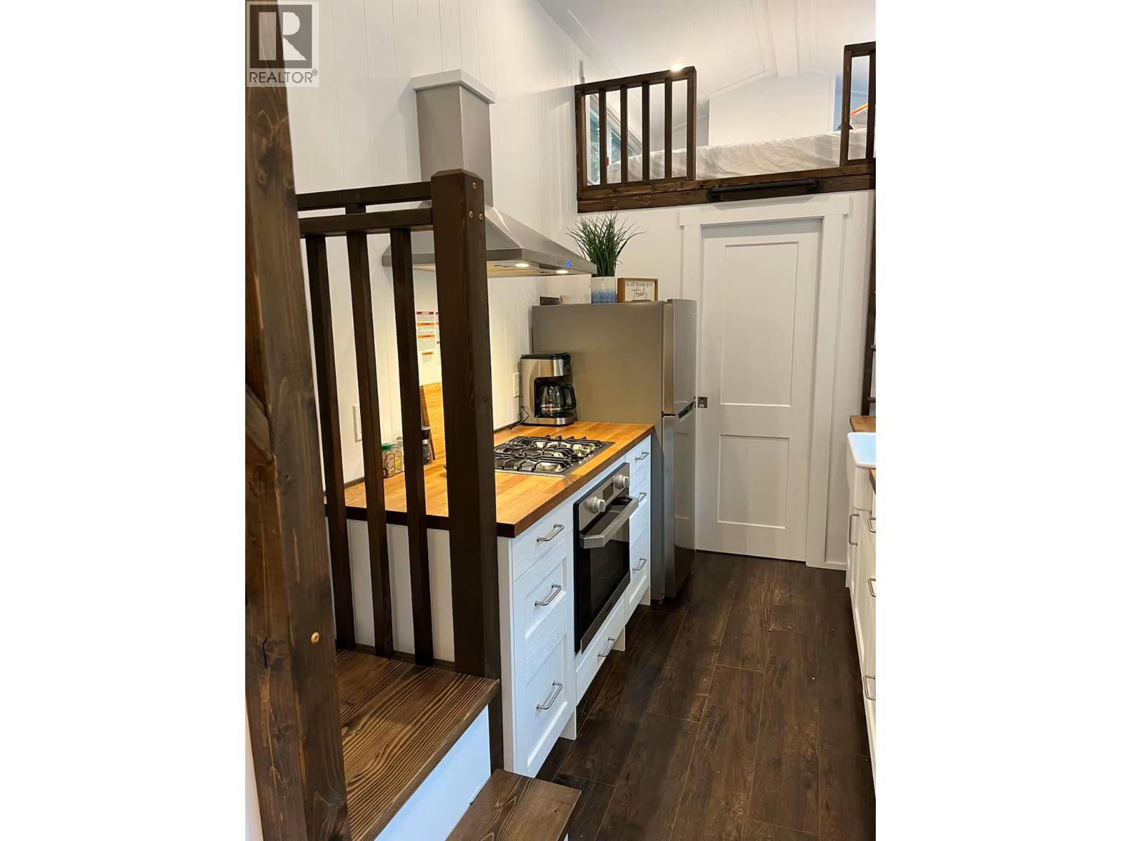 130 Kingfisher Road - 21