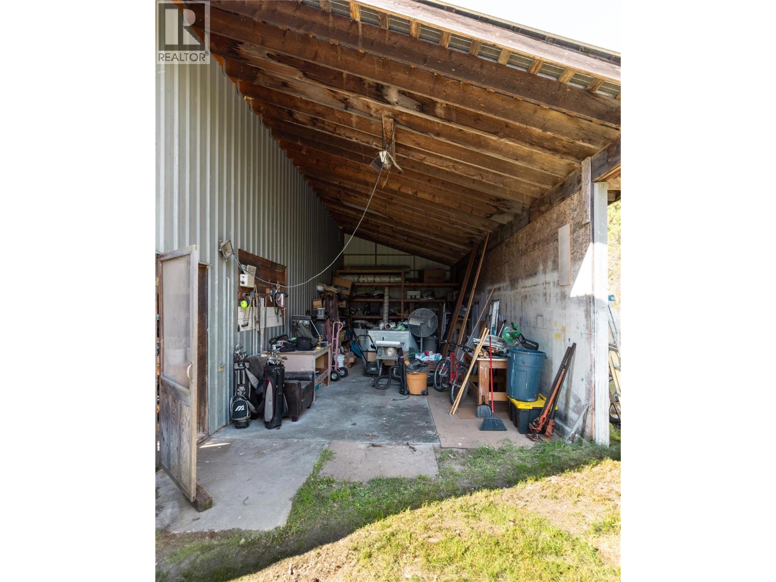 6777 PERRY'S BACK Road - 37