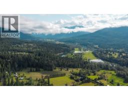 6777 Perry's Back Road, Winlaw, BC V0G2J0 Photo 13