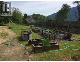 6777 Perry's Back Road, Winlaw, BC V0G2J0 Photo 14