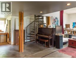 6777 Perry's Back Road, Winlaw, BC V0G2J0 Photo 23