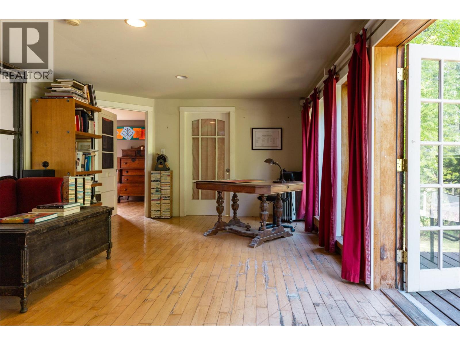 6777 PERRY'S BACK Road - 27