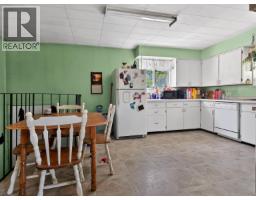 6693 Hyra Road, 100 Mile House, BC V0K2E2 Photo 12