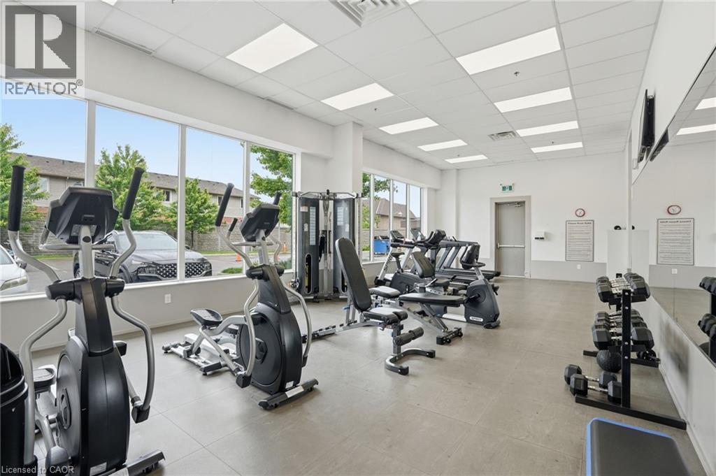 #1201 550 NORTH SERVICE Road - 34