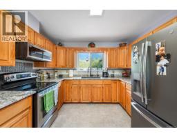 843 Sayward Rd, Sayward, BC V0P1R0 Photo 29