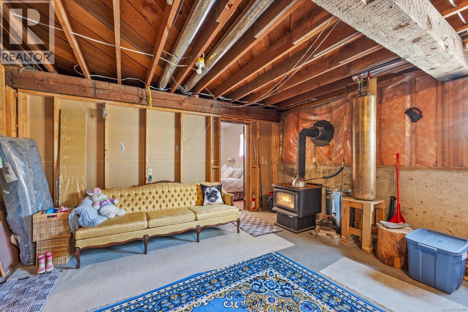 843 Sayward Rd - 44