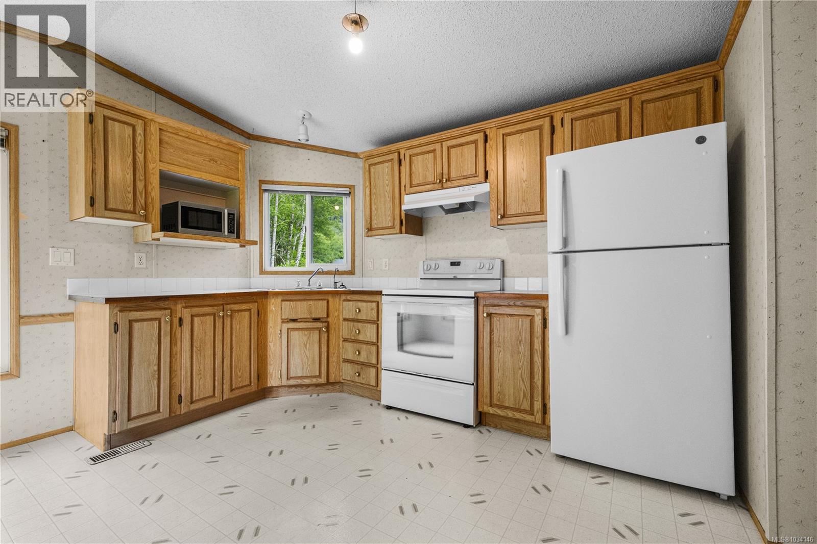 843 Sayward Rd - 57