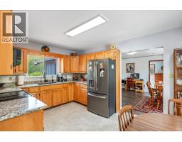 843 Sayward Rd, Sayward, BC V0P1R0 Photo 28