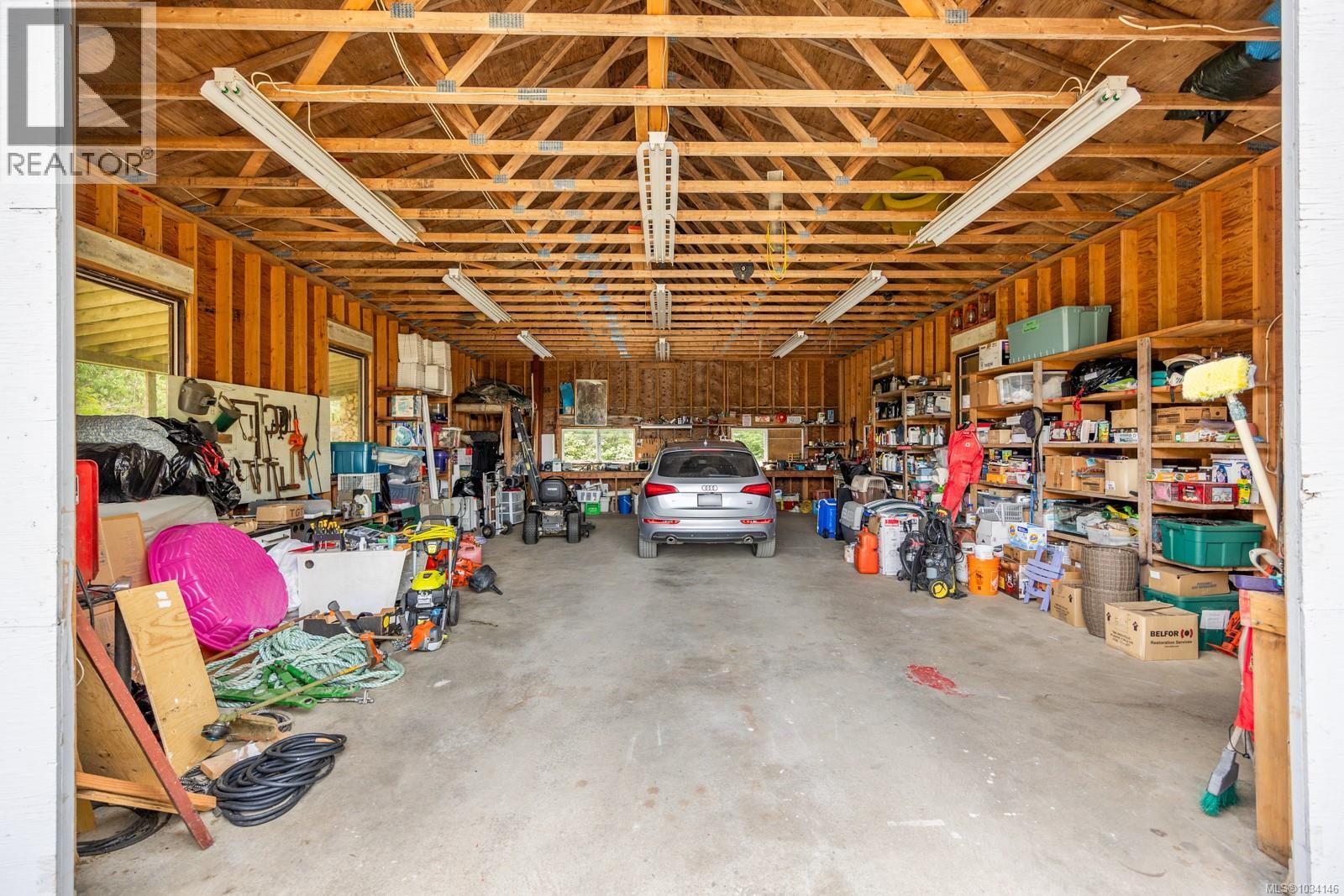 843 Sayward Rd - 22
