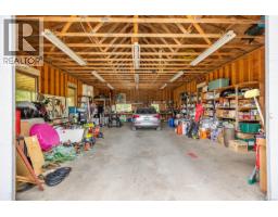 843 Sayward Rd, Sayward, BC V0P1R0 Photo 22