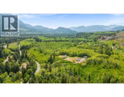 843 Sayward Rd, Sayward, BC V0P1R0 Photo 72