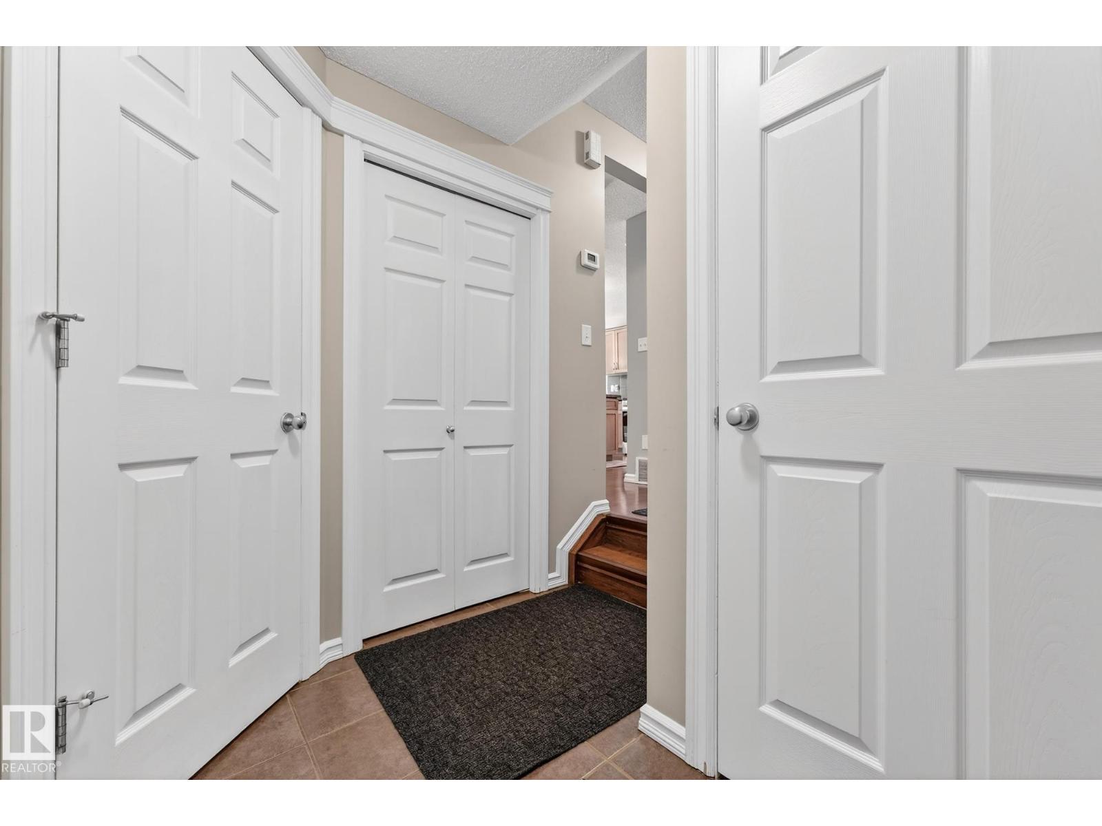 21907 95 AV NW - 19