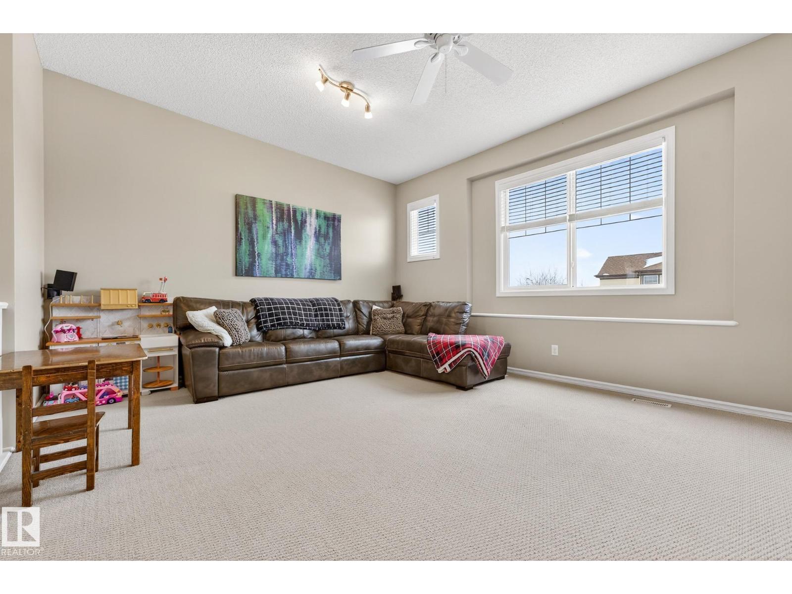 21907 95 AV NW - 22