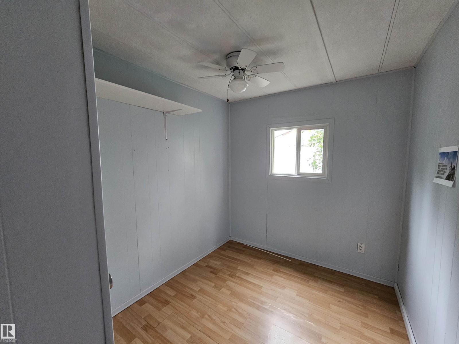 C17 - 6402 52 AV — photo 25