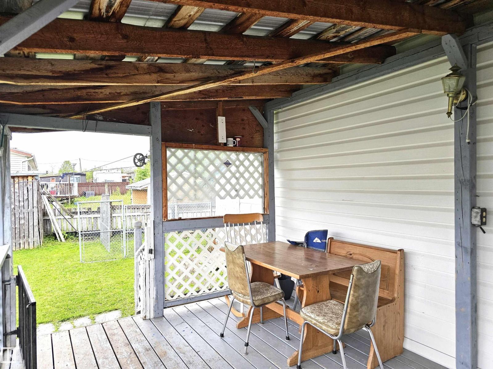 C17 - 6402 52 AV — photo 35