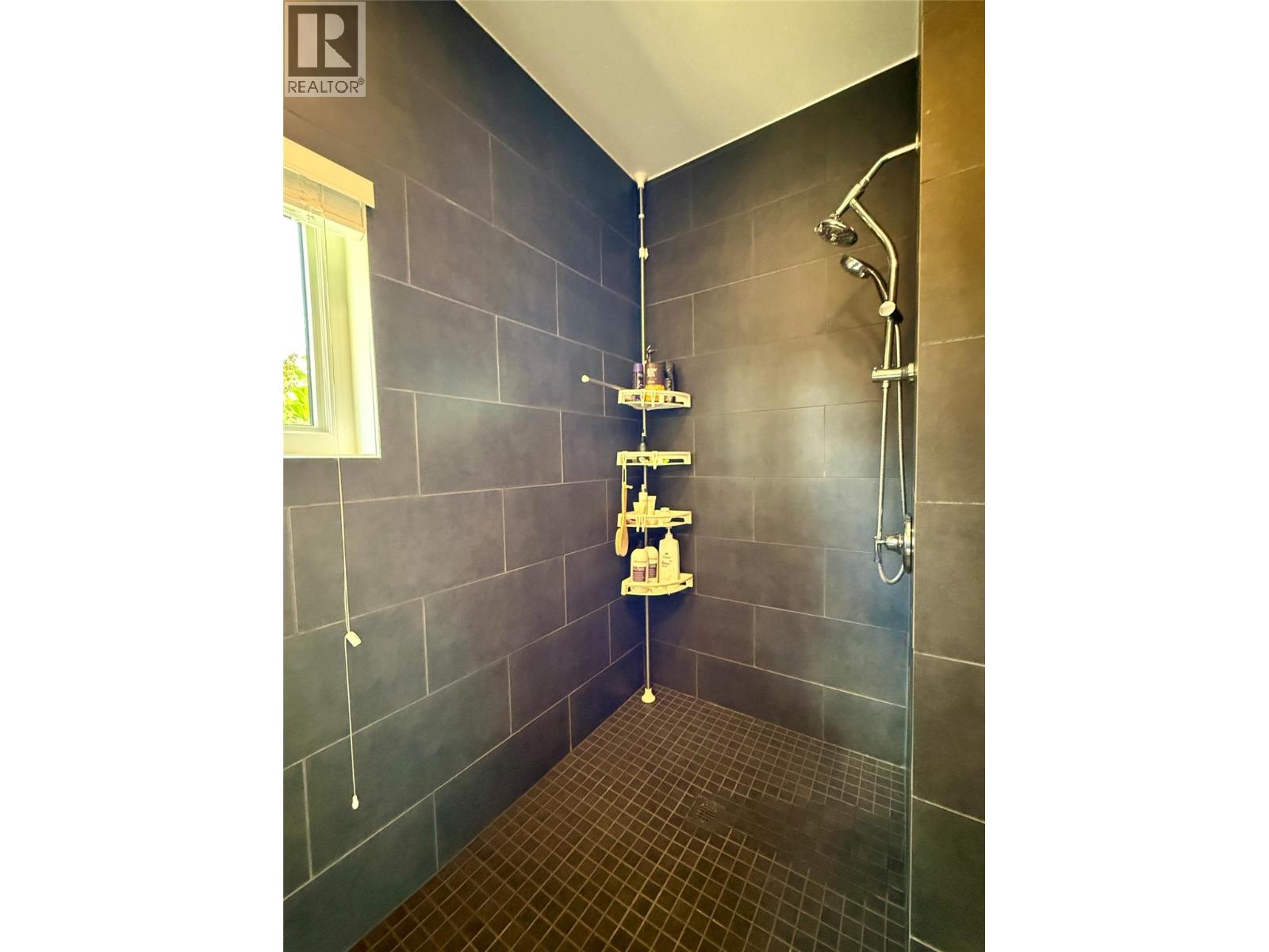 3350 PINERIDGE Road - 21