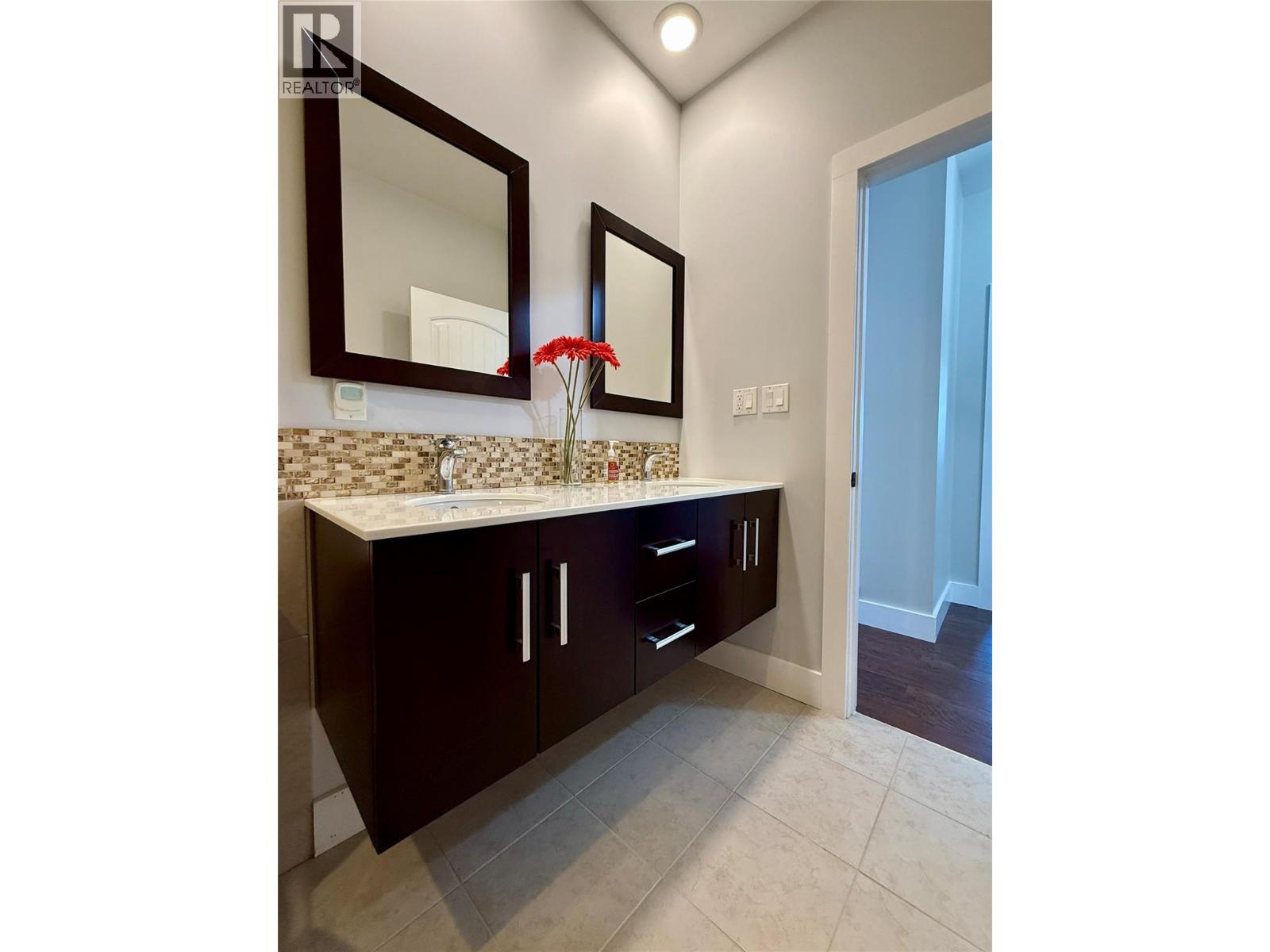 3350 PINERIDGE Road - 28