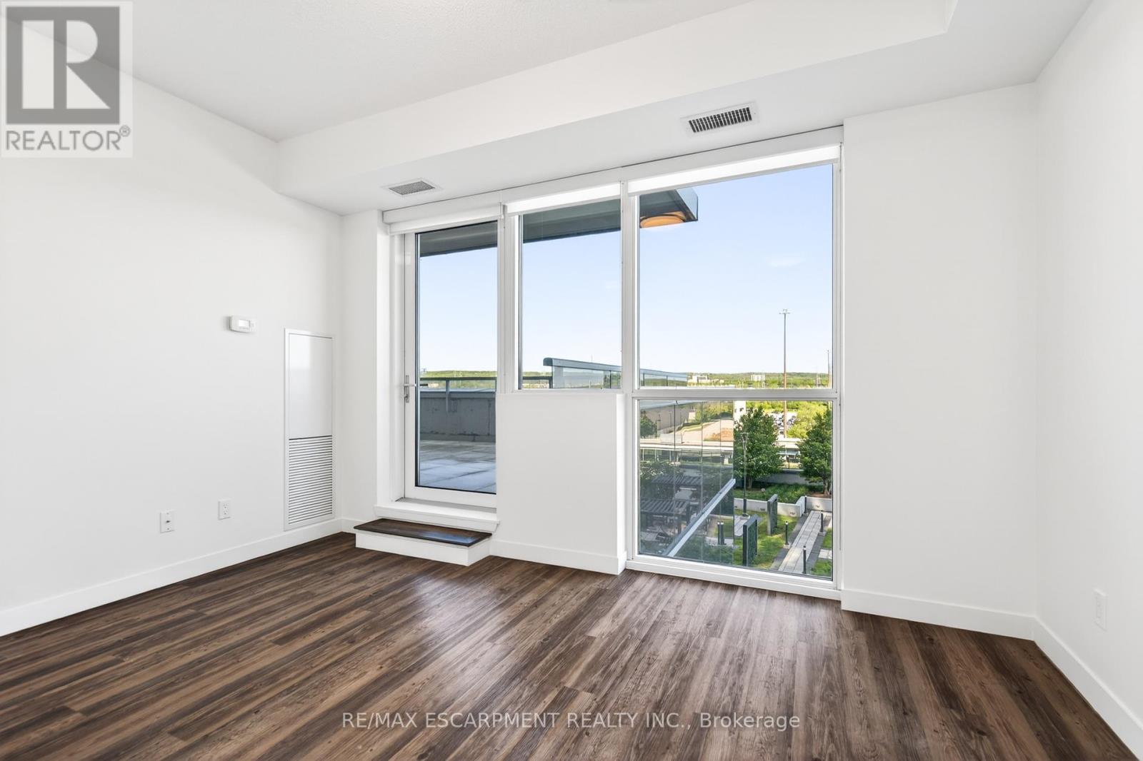 #611 2093 FAIRVIEW STREET - 15