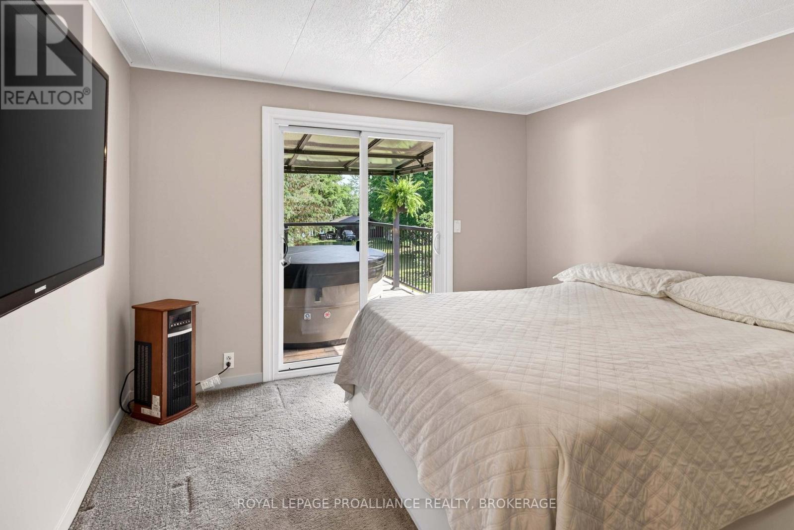 1040 ANTOINE ROAD - 20