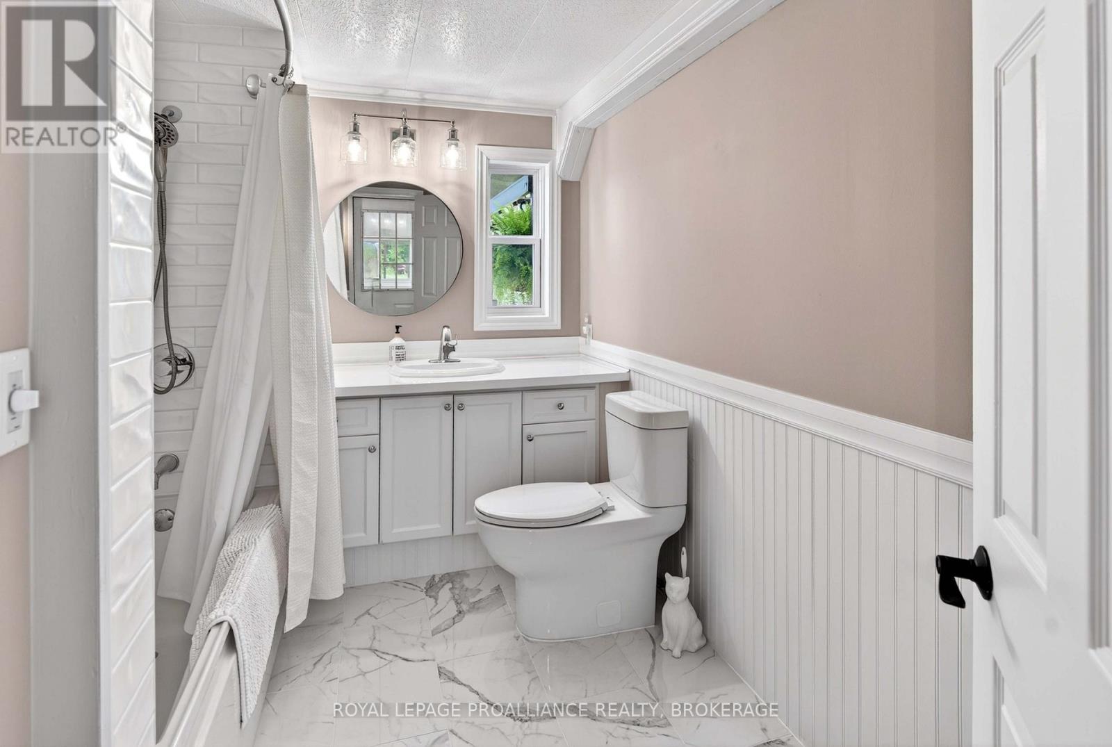 1040 ANTOINE ROAD - 15