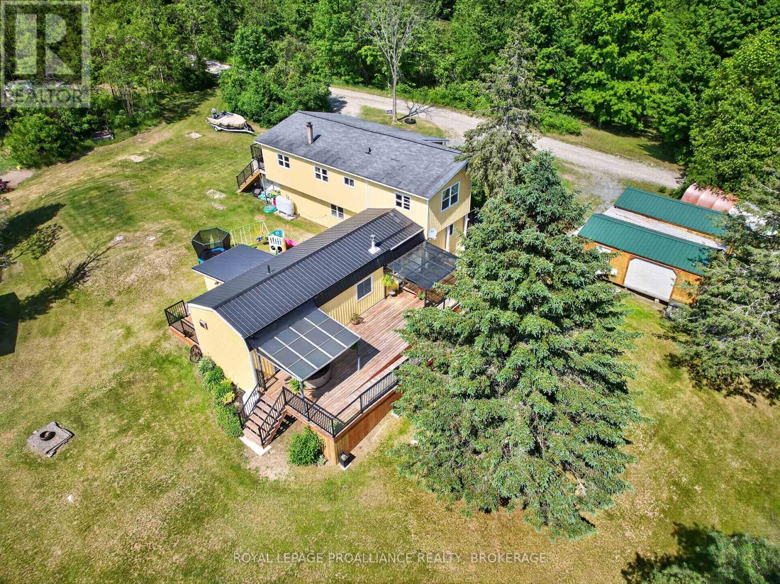 1040 ANTOINE ROAD - 41
