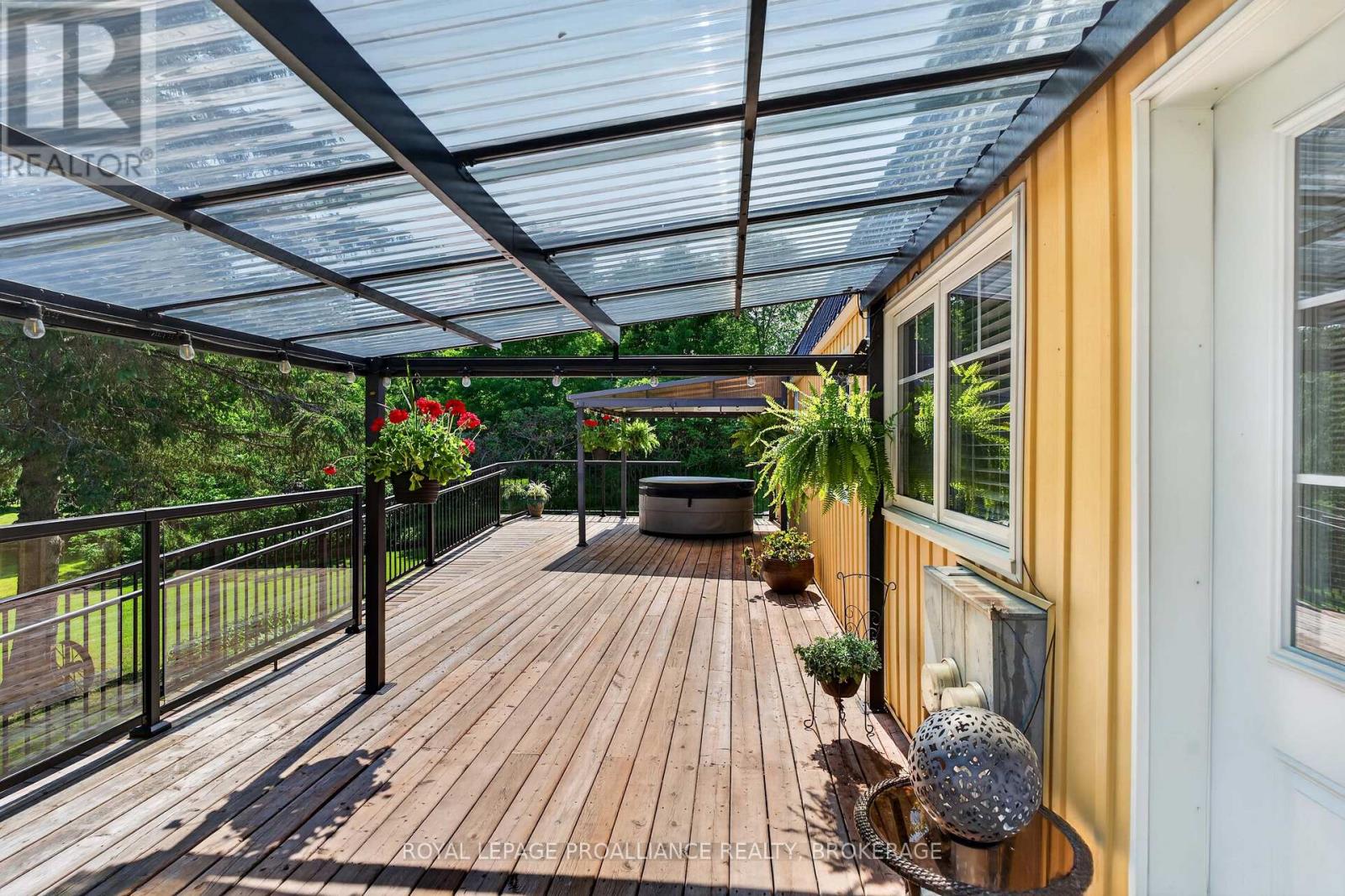 1040 ANTOINE ROAD - 8