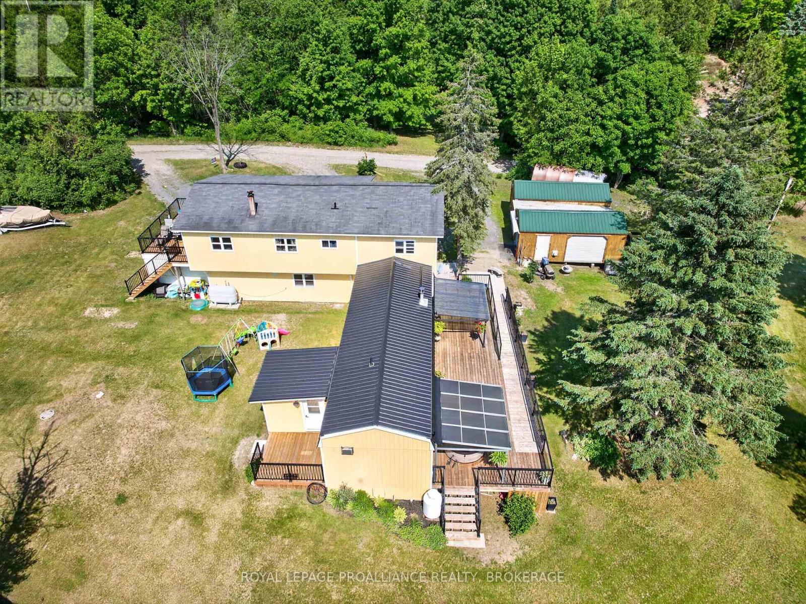 1040 ANTOINE ROAD - 5