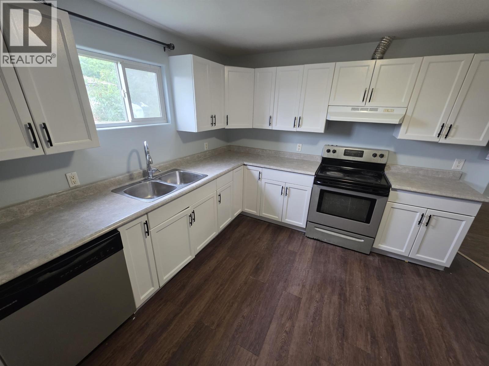 4626 SCOTT AVENUE - 3
