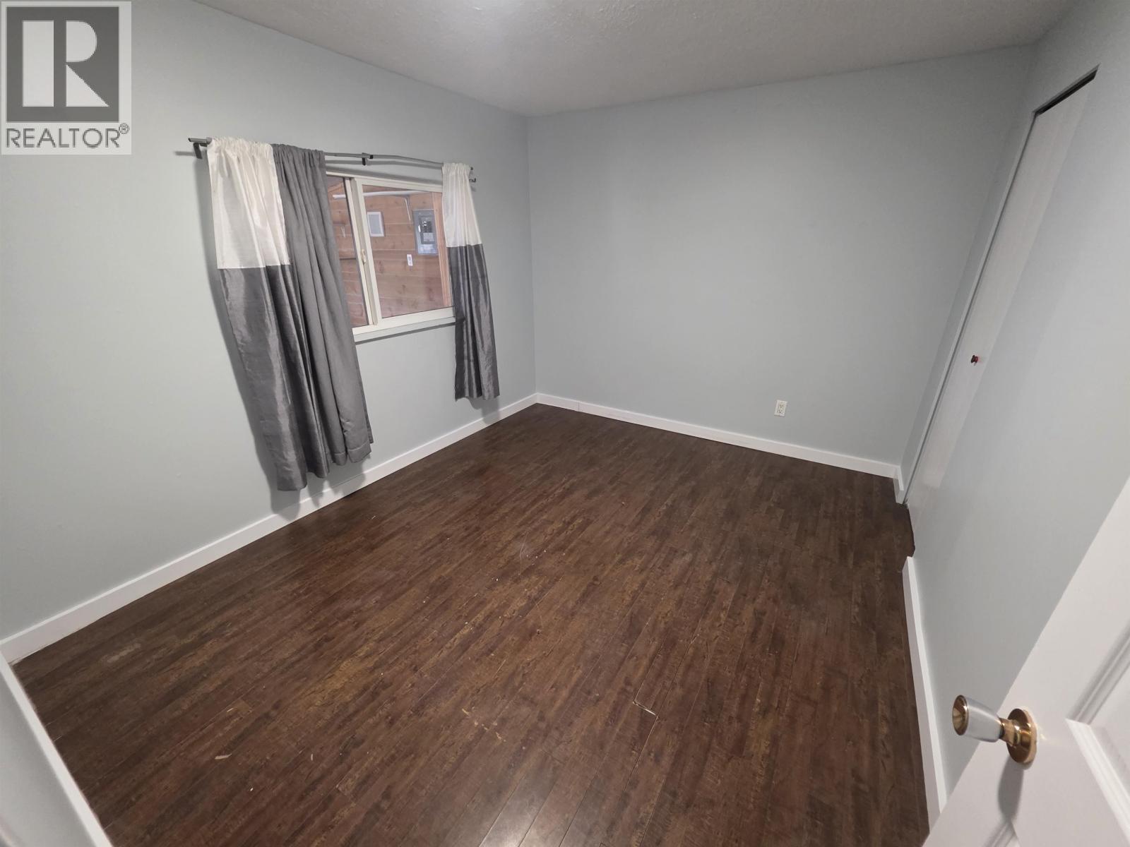 4626 SCOTT AVENUE - 11