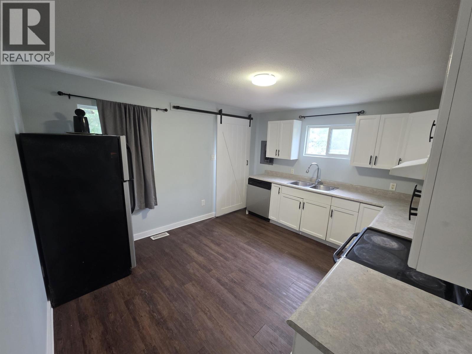 4626 SCOTT AVENUE - 4