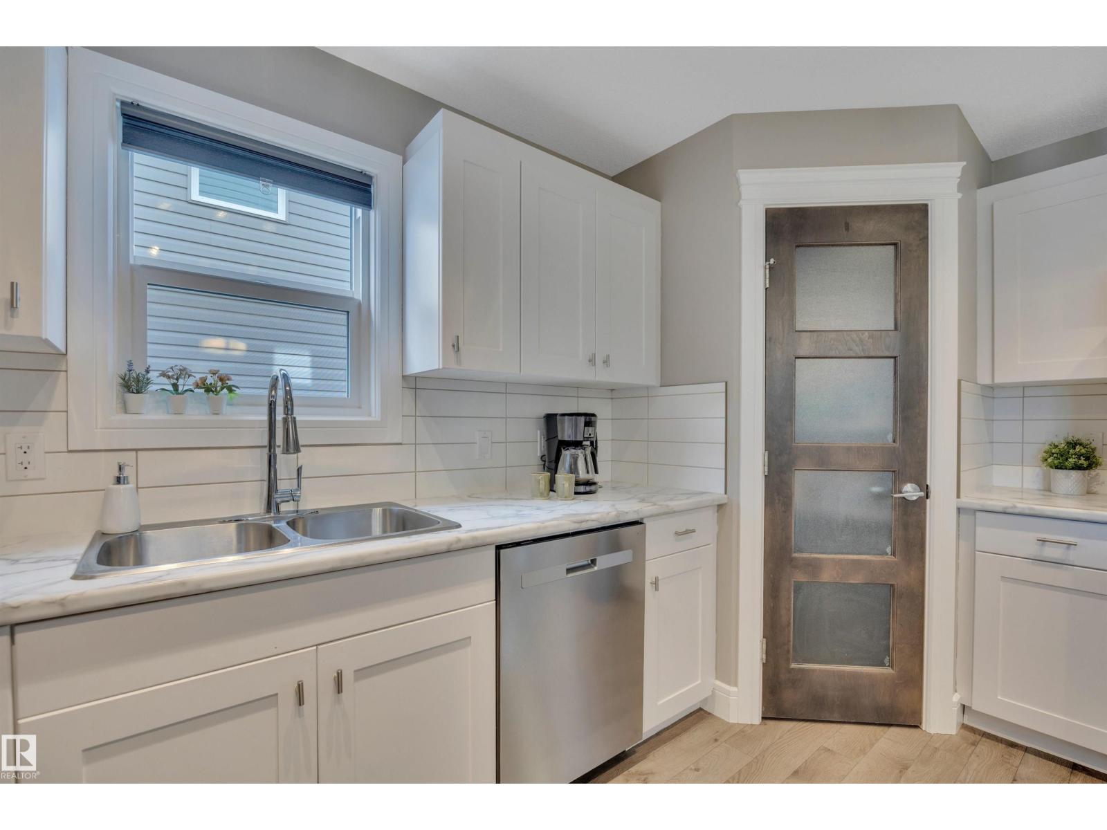 187 KIRPATRICK WY — photo 11