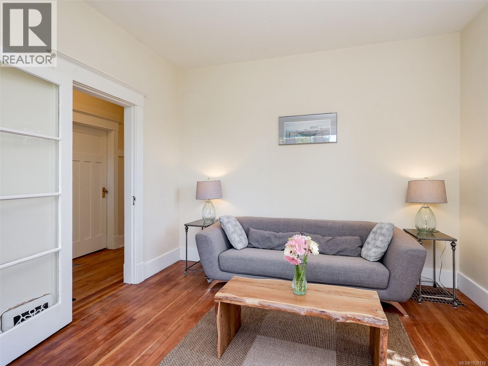 2623 Mt. Stephen Ave - 5