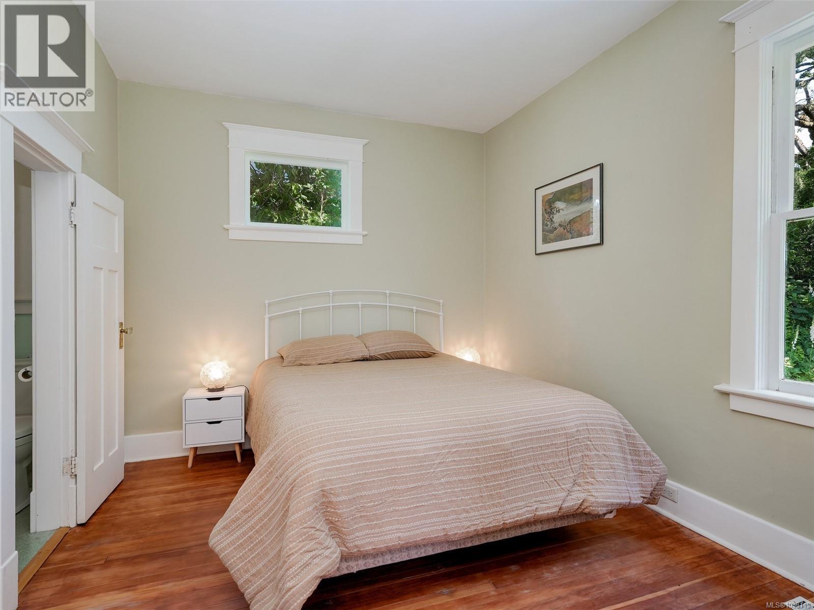 2623 Mt. Stephen Ave - 4