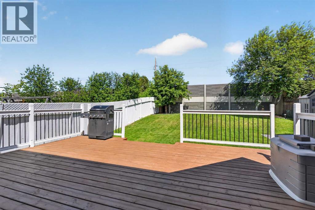 101 Douglasbank Way SE — photo 41