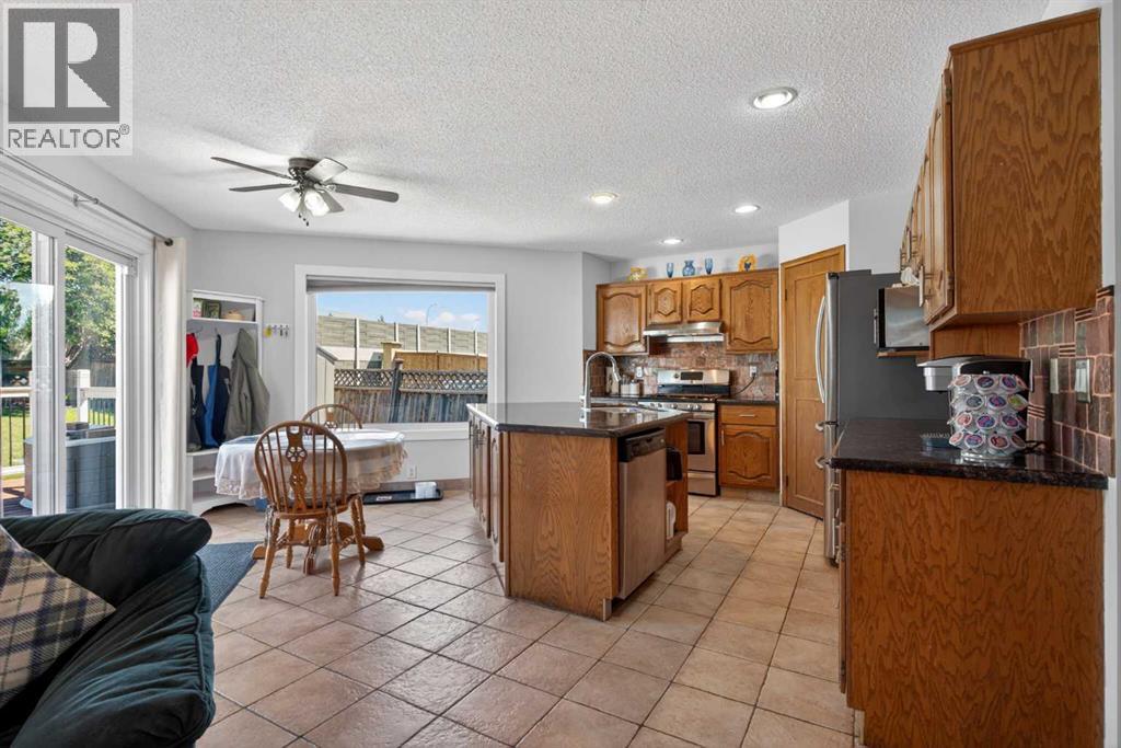 101 Douglasbank Way SE - photo 2
