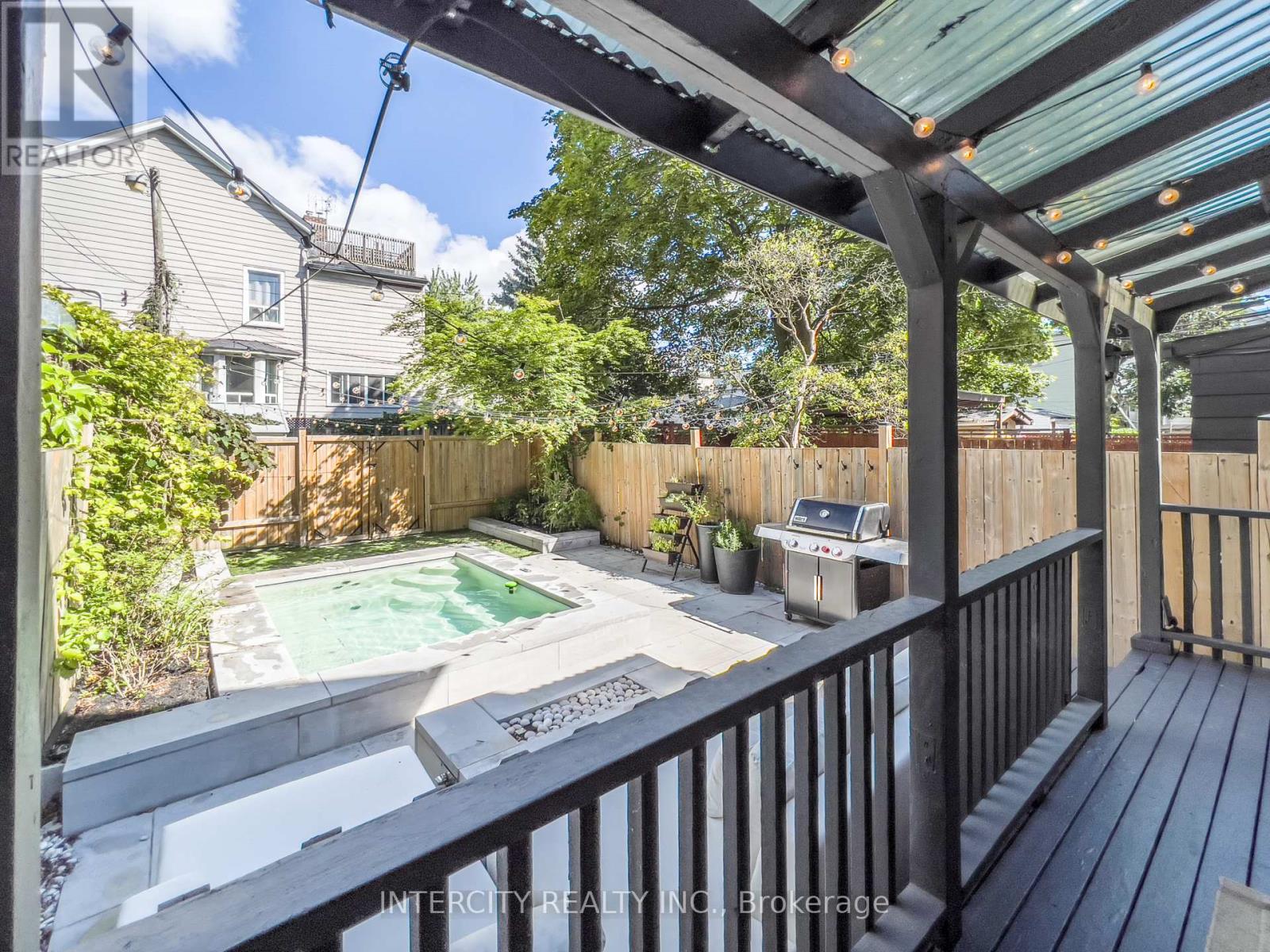 92 DAGMAR AVENUE - 14