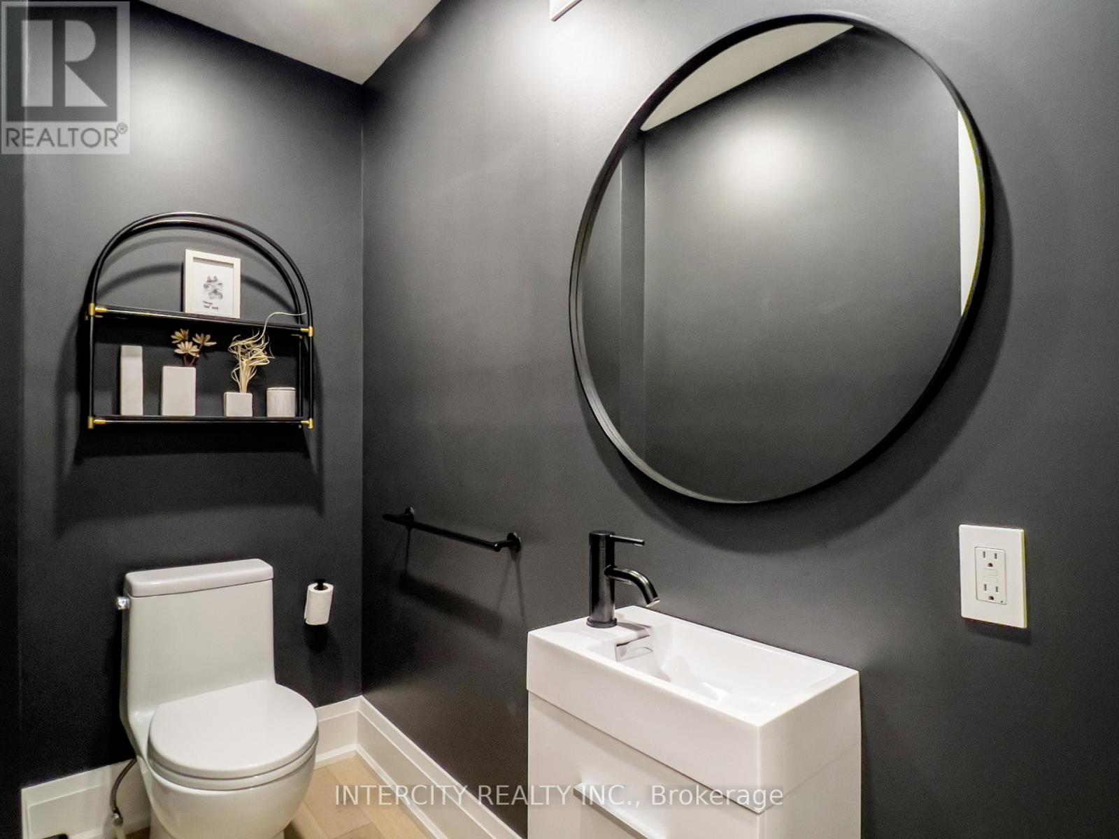 92 DAGMAR AVENUE - 15