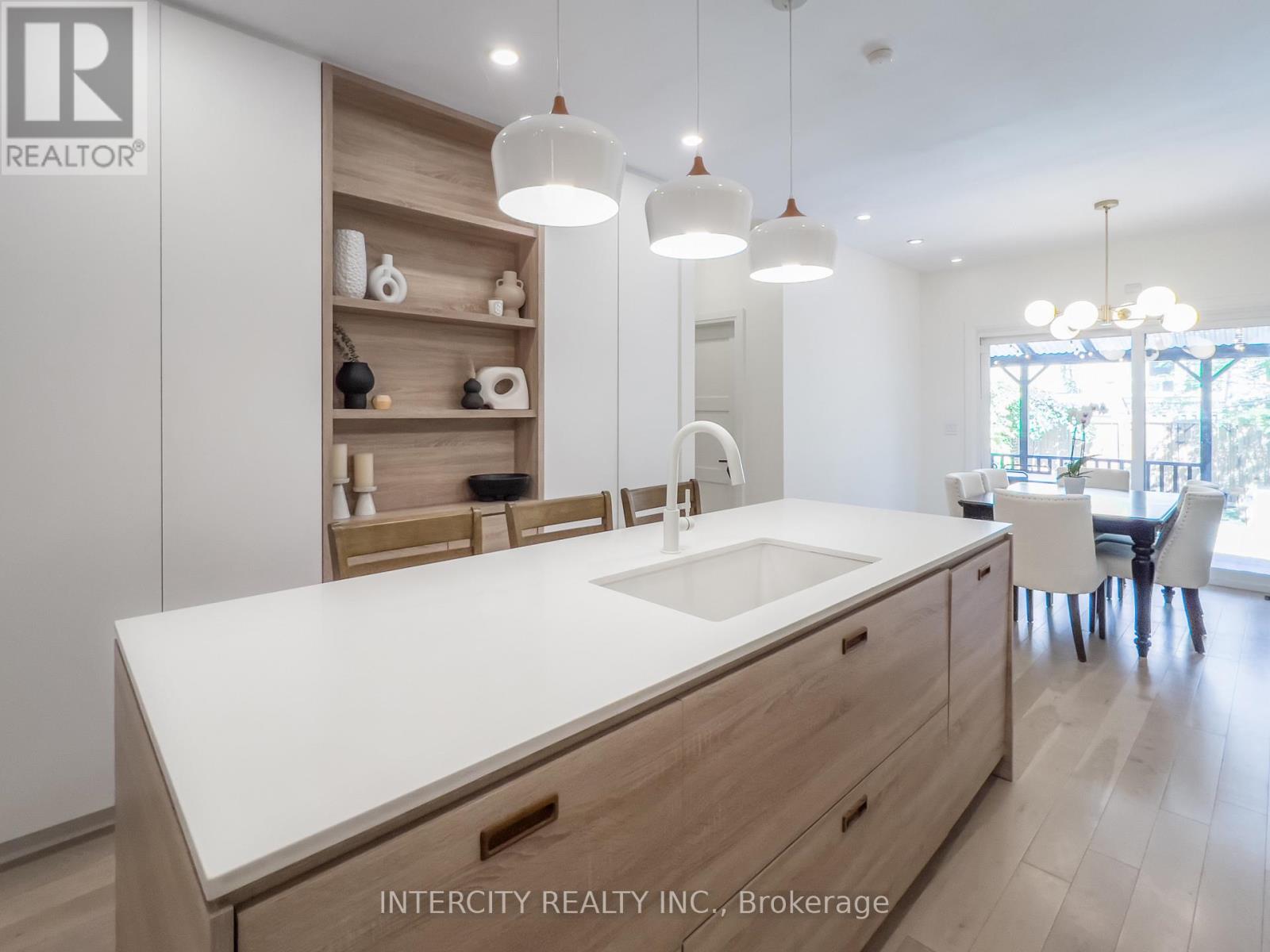 92 DAGMAR AVENUE - 4