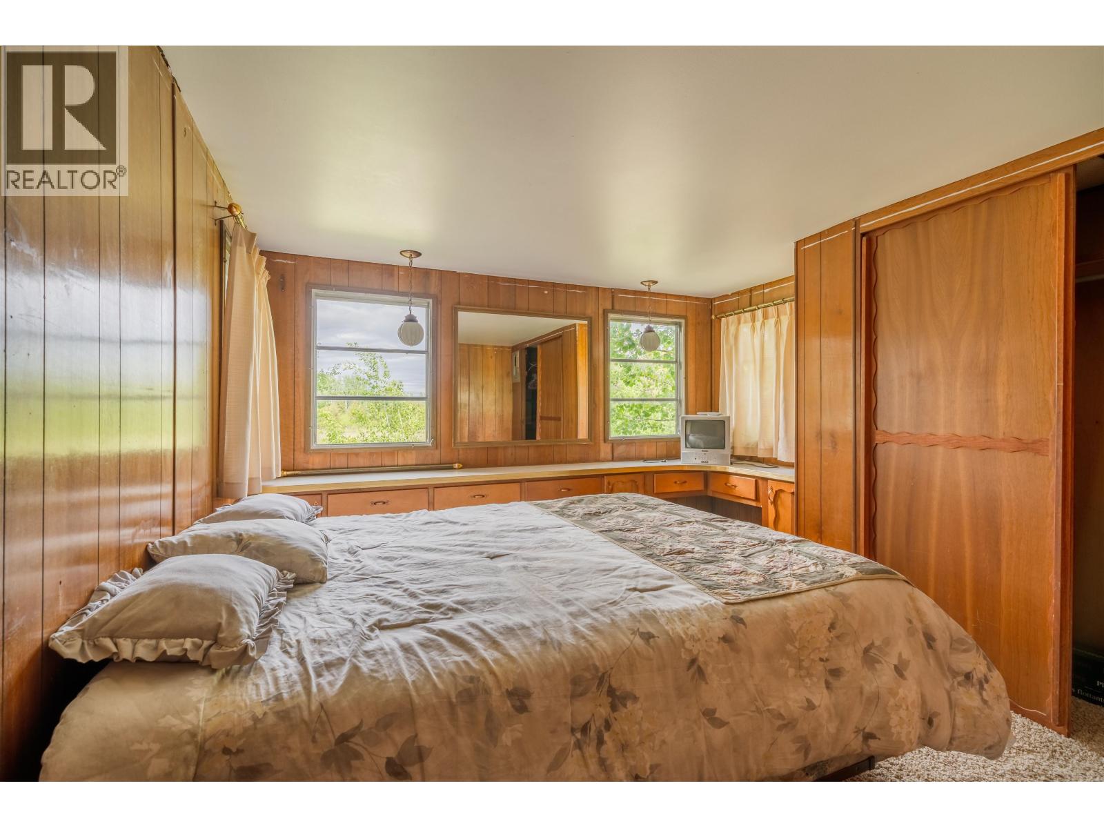 6210 LONE BUTTE HORSE LAKE ROAD - 17