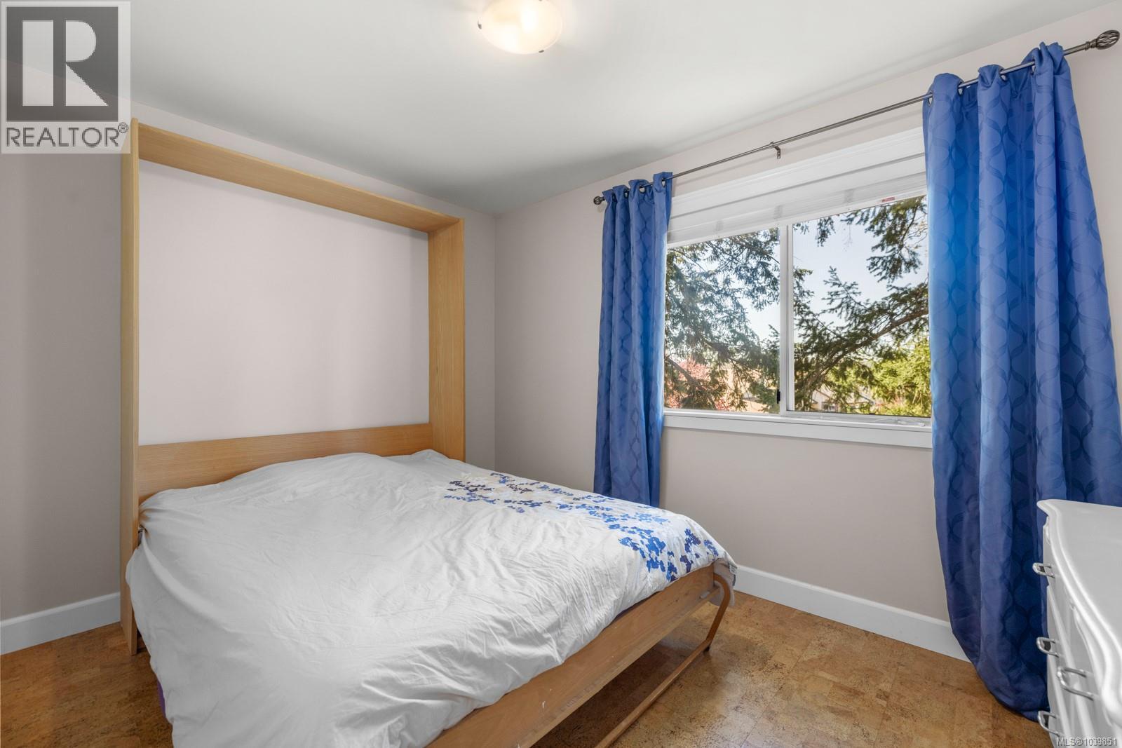 #1 4560 West Saanich Rd - 17