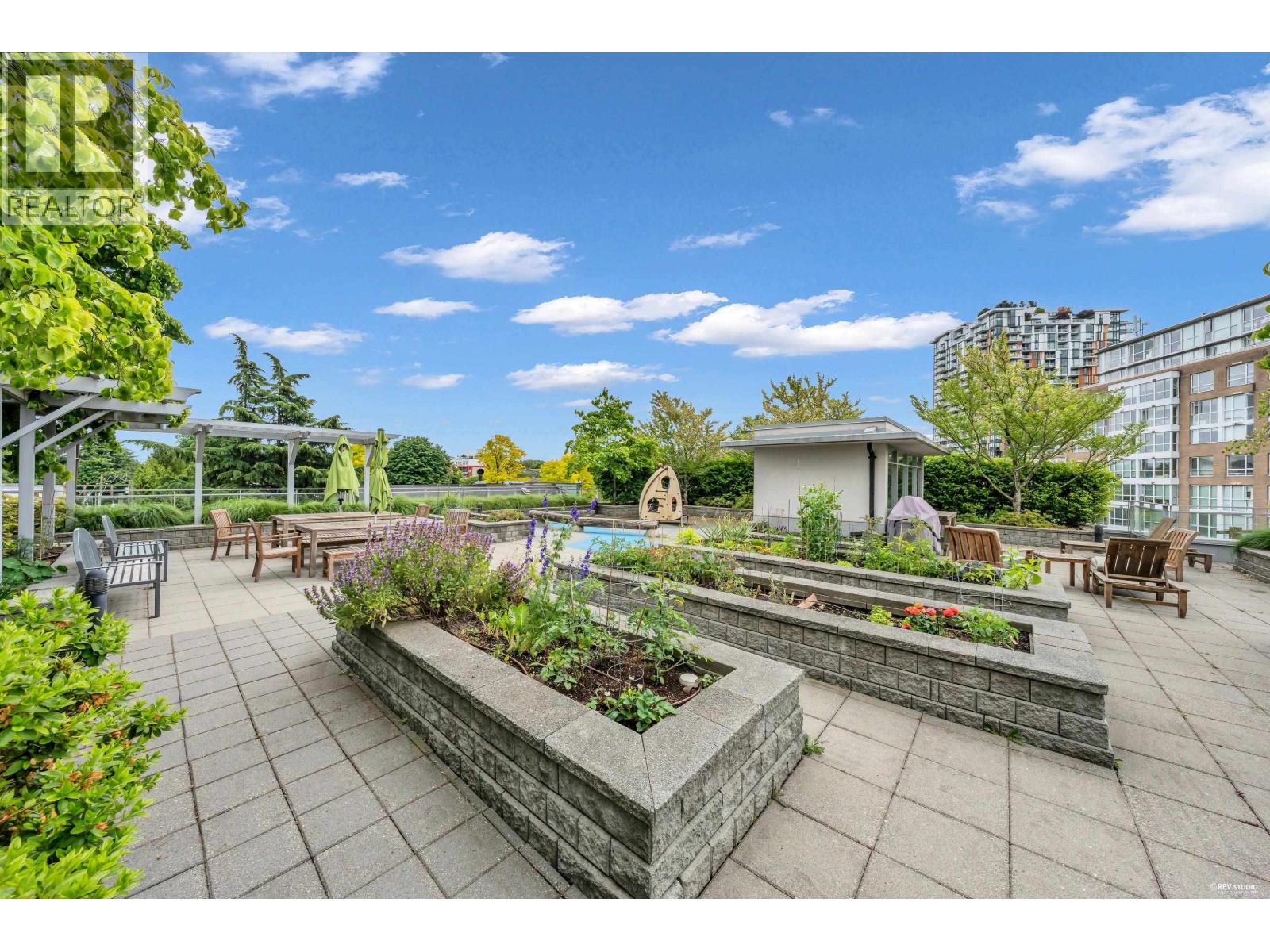 208 2321 SCOTIA STREET — main photo